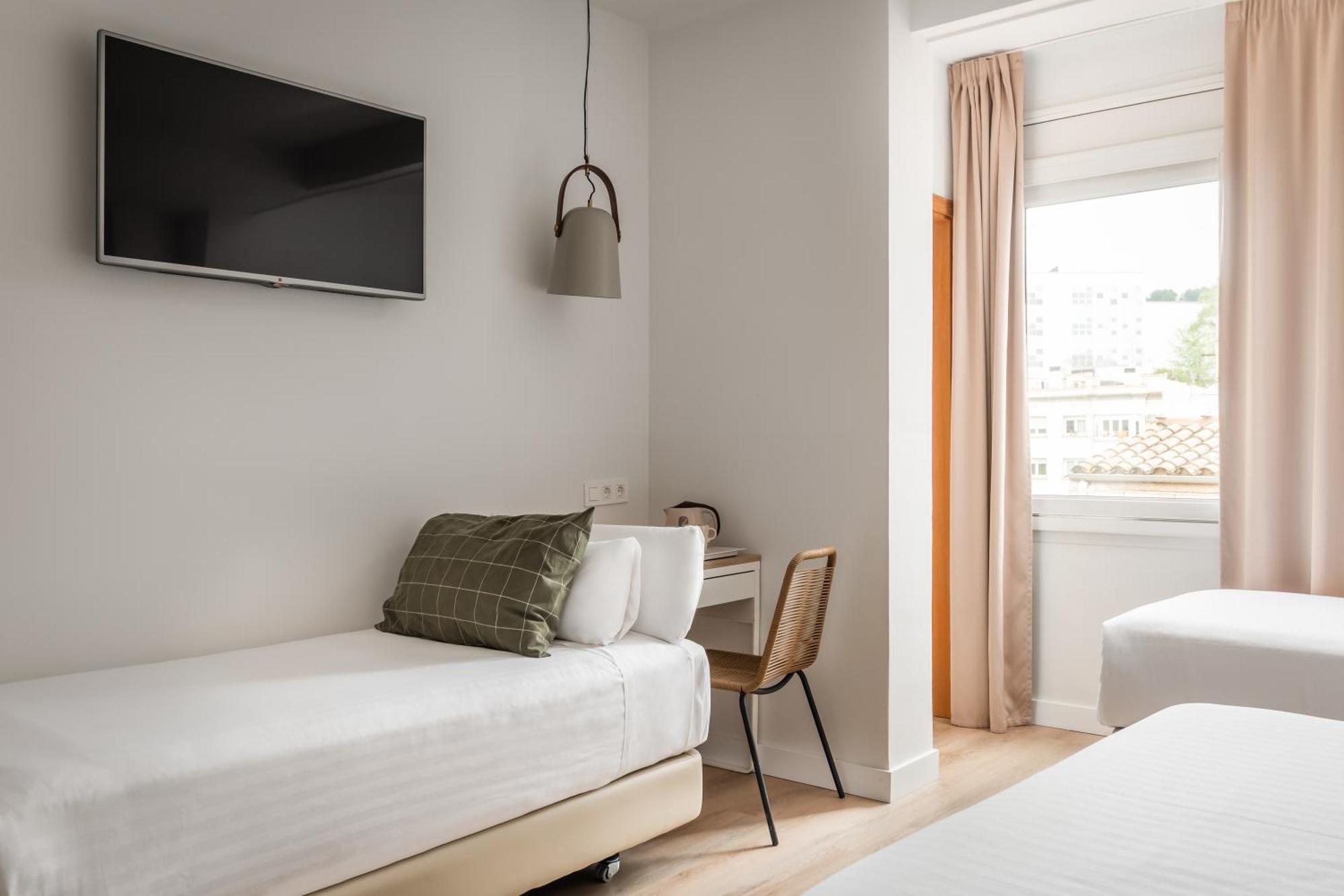 Bypillow Erba Girona Exterior foto