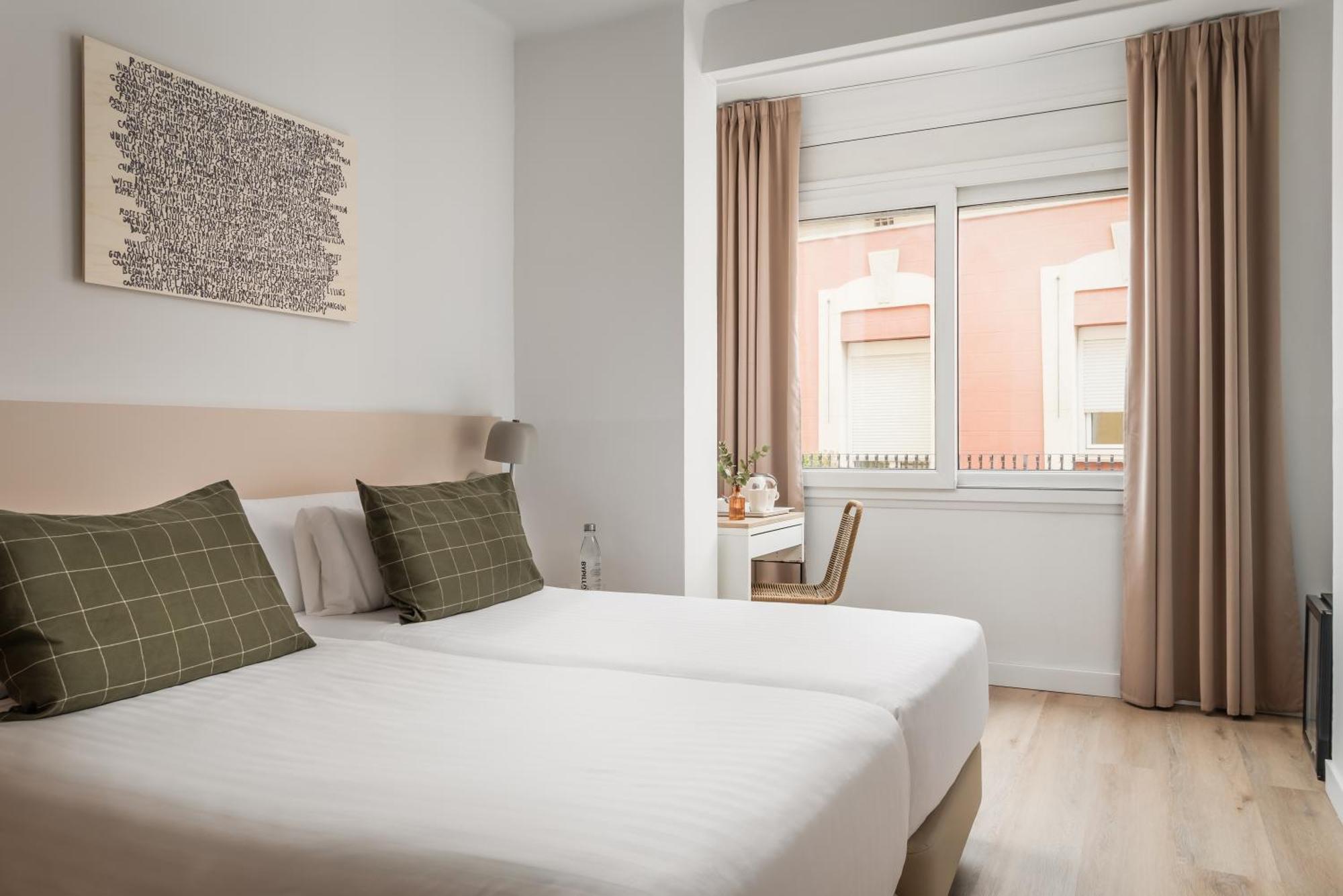 Bypillow Erba Girona Exterior foto