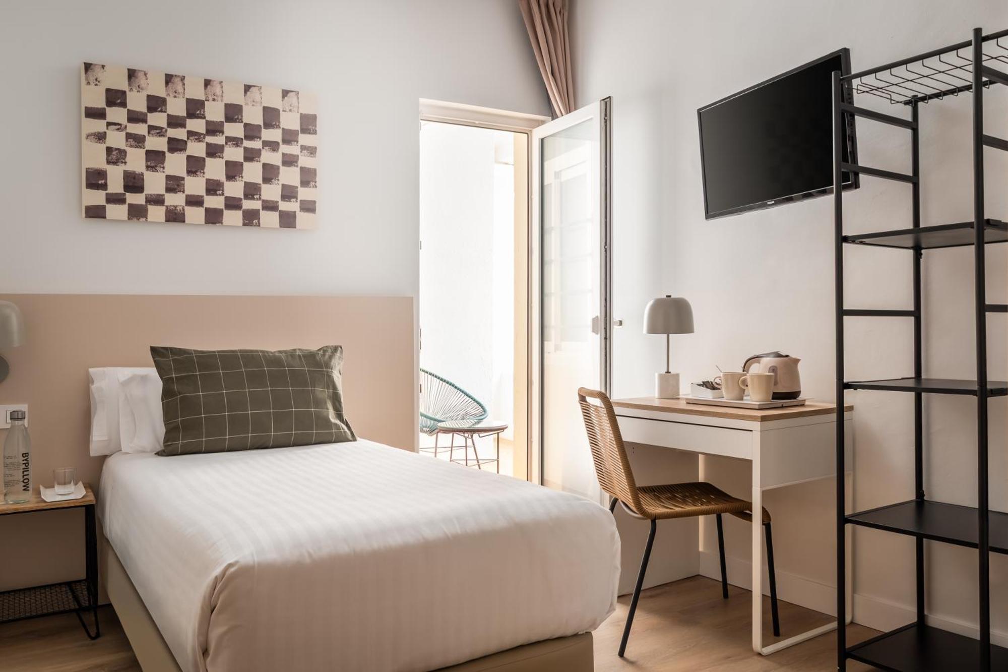 Bypillow Erba Girona Exterior foto