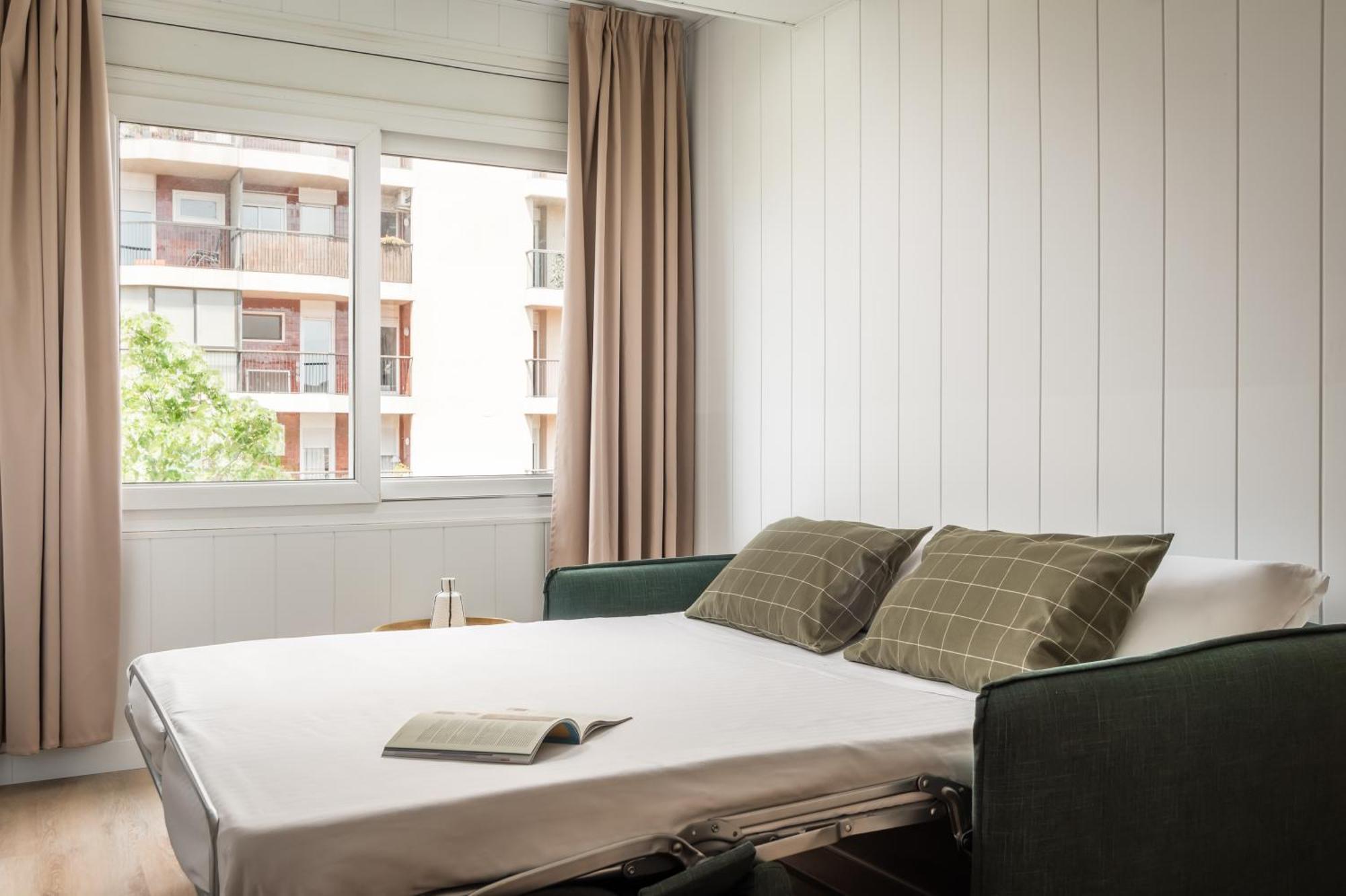 Bypillow Erba Girona Exterior foto
